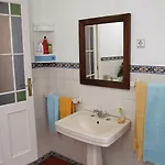 Quarto em Acomodações Particulares - *